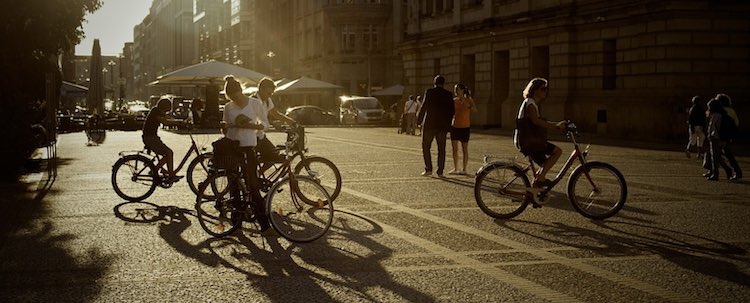 Bild som visar att cykling kan ge mer pengar över